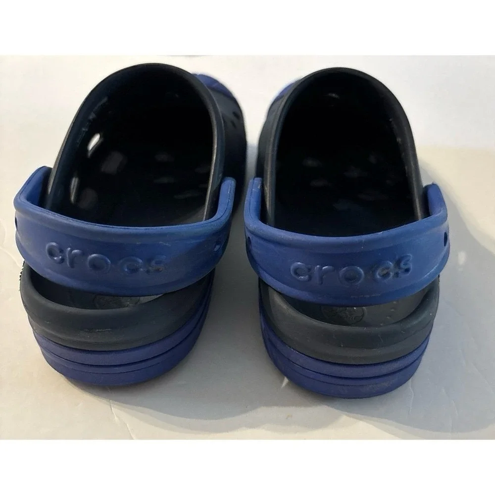 Crocs Bump It Clogs, Blue Crocs (sz. J1)